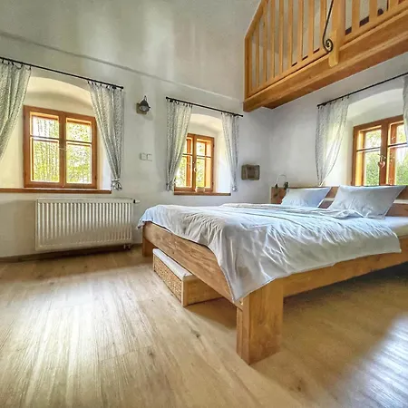 Nový Vojířov čp. 27 * Nová Bystřice